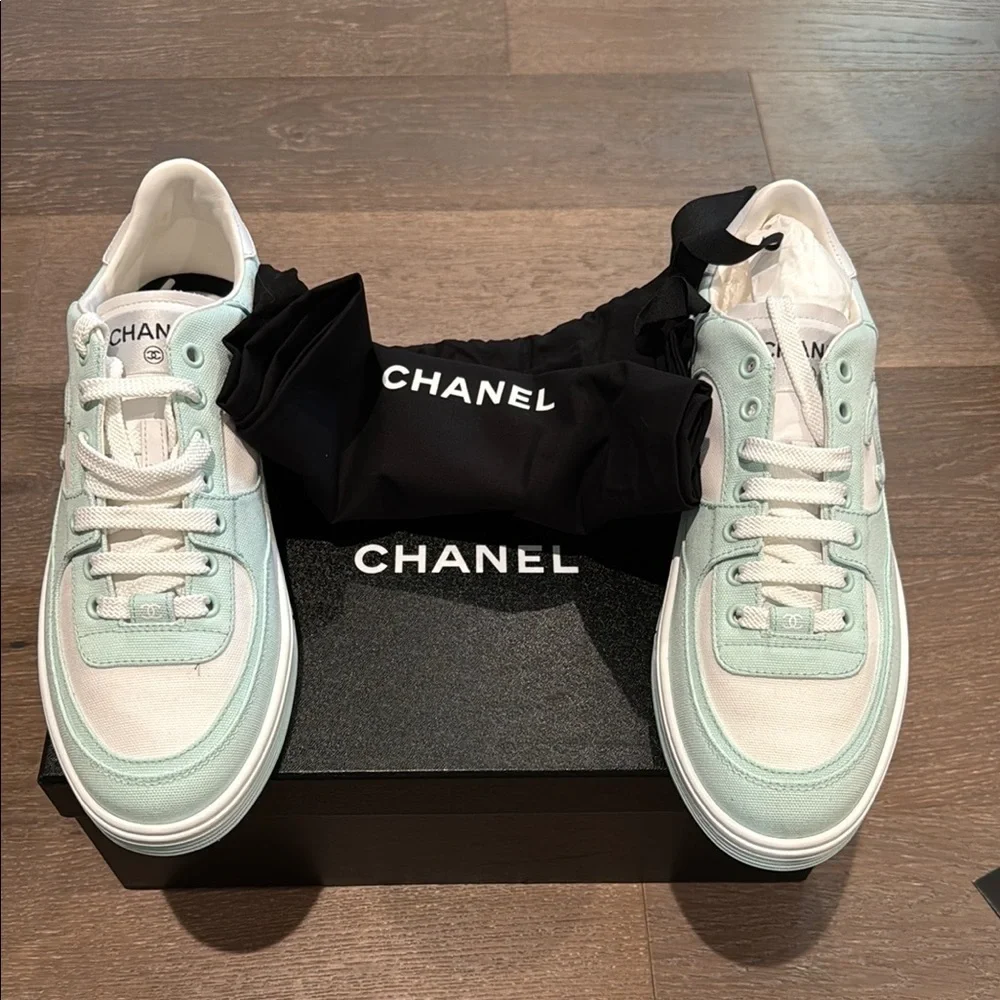 New CHANEL 24C Cruise 2024 Light Turquoise Trainers Sneakers